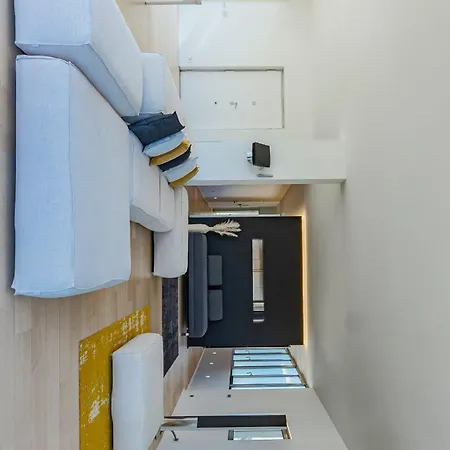 Easytopstay - From Above - With A View Apartment